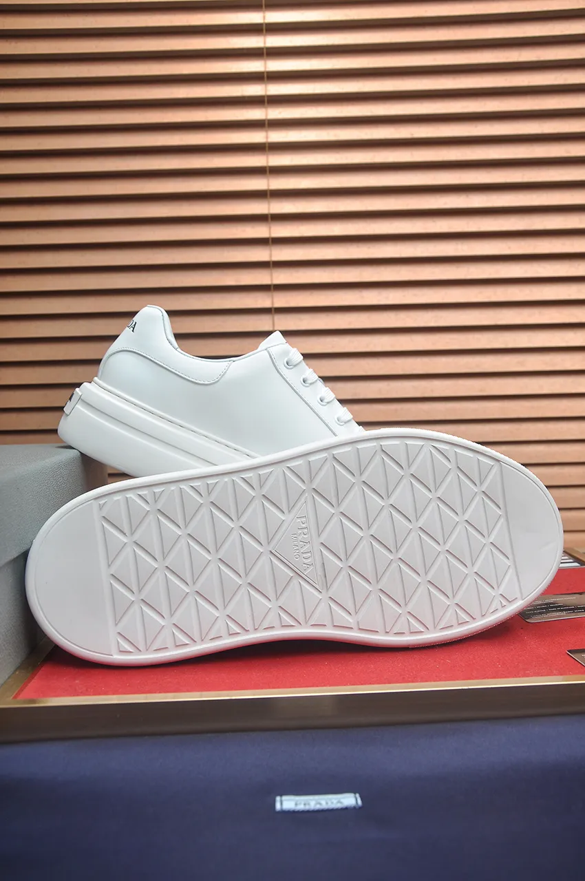 Men's shoes 💰580💶【PRADA】Top original, new season, high quality original goods, top imported calfskin with original imported glue, imported cowhide inside with original cowhide feet, original outsole! Quality guaranteed! Code 38-45 (45 customized)